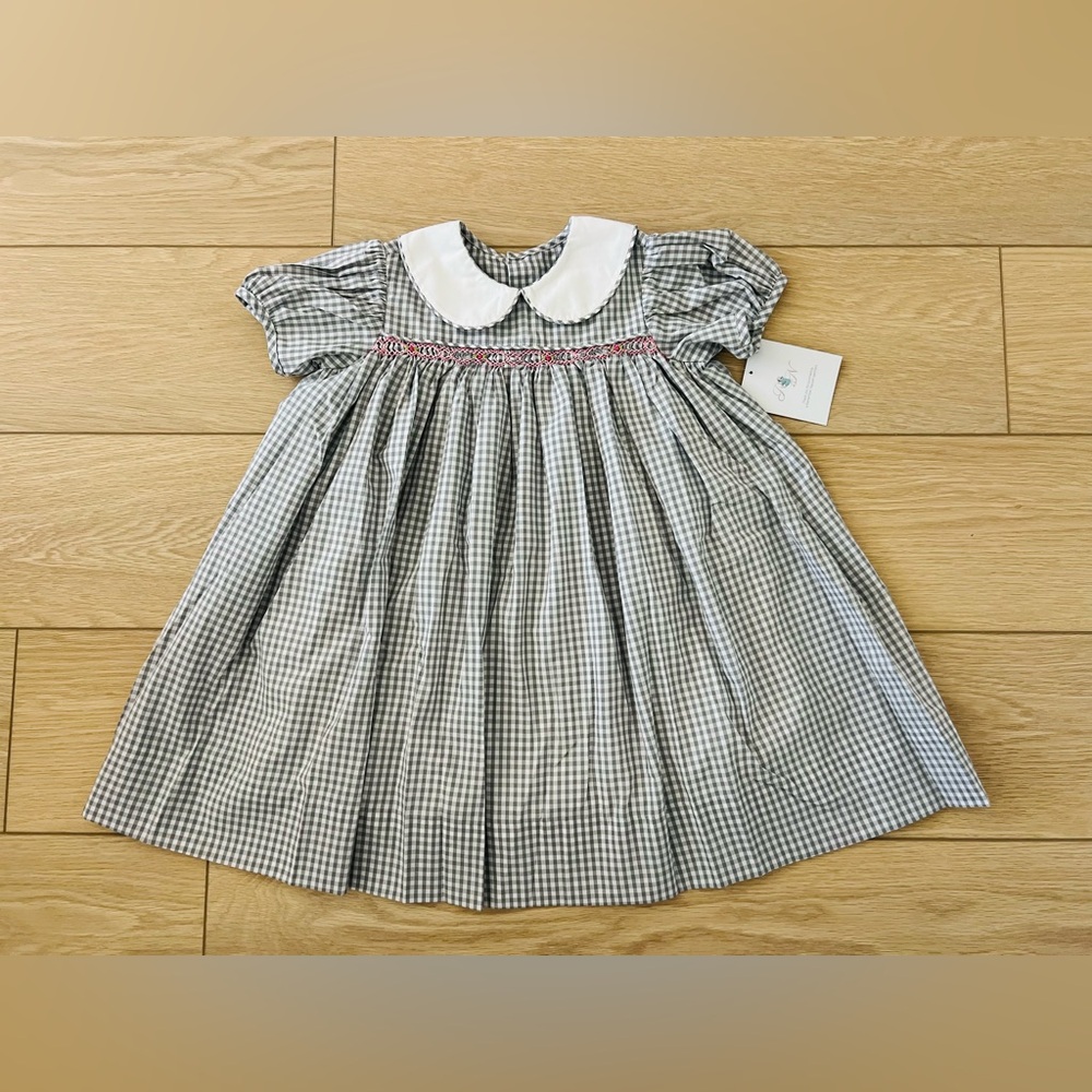 Remember Nguyen girls’ smocked gingham dress size 5 NWT